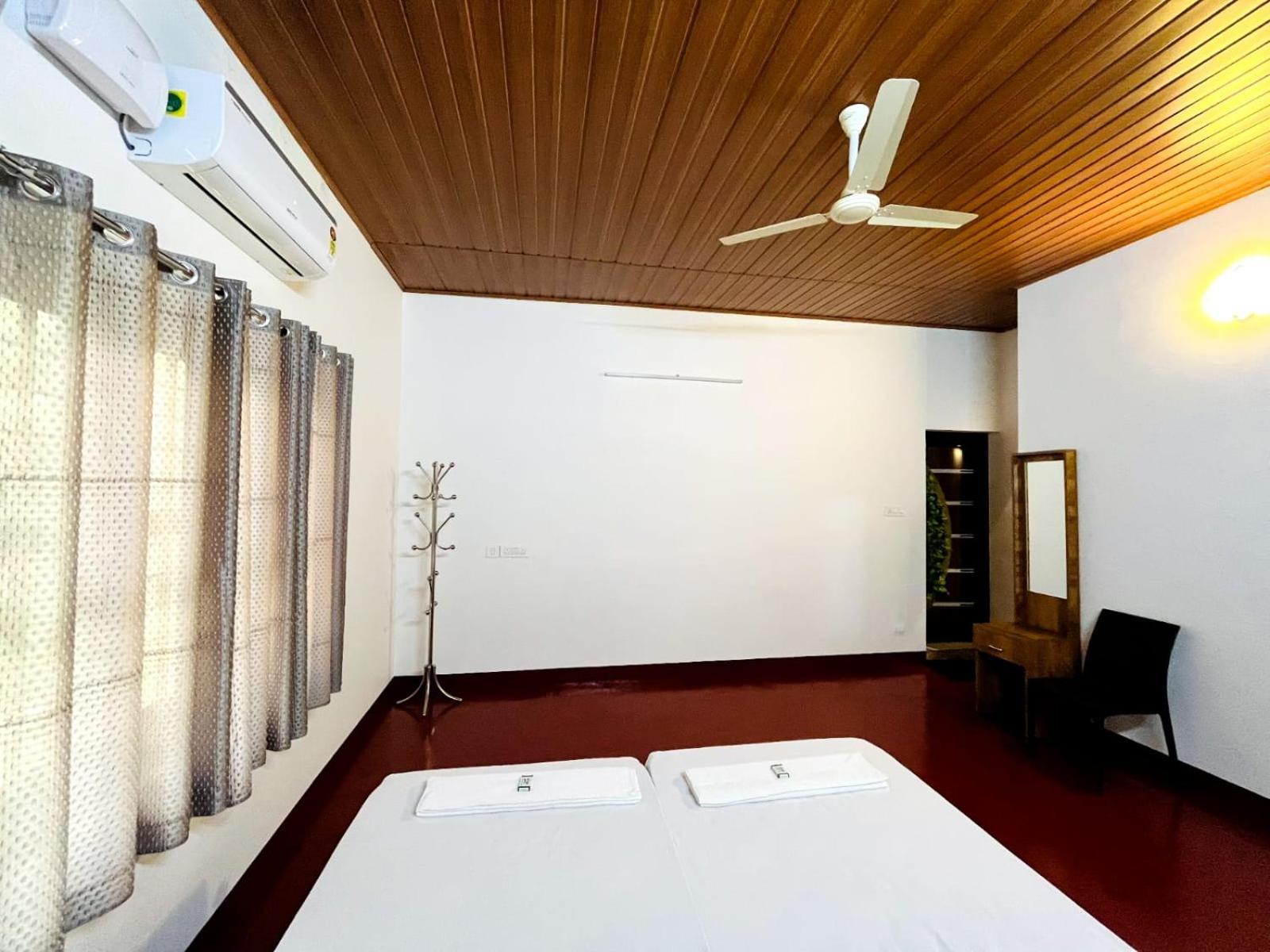 Marari Oceanscape Homestay *