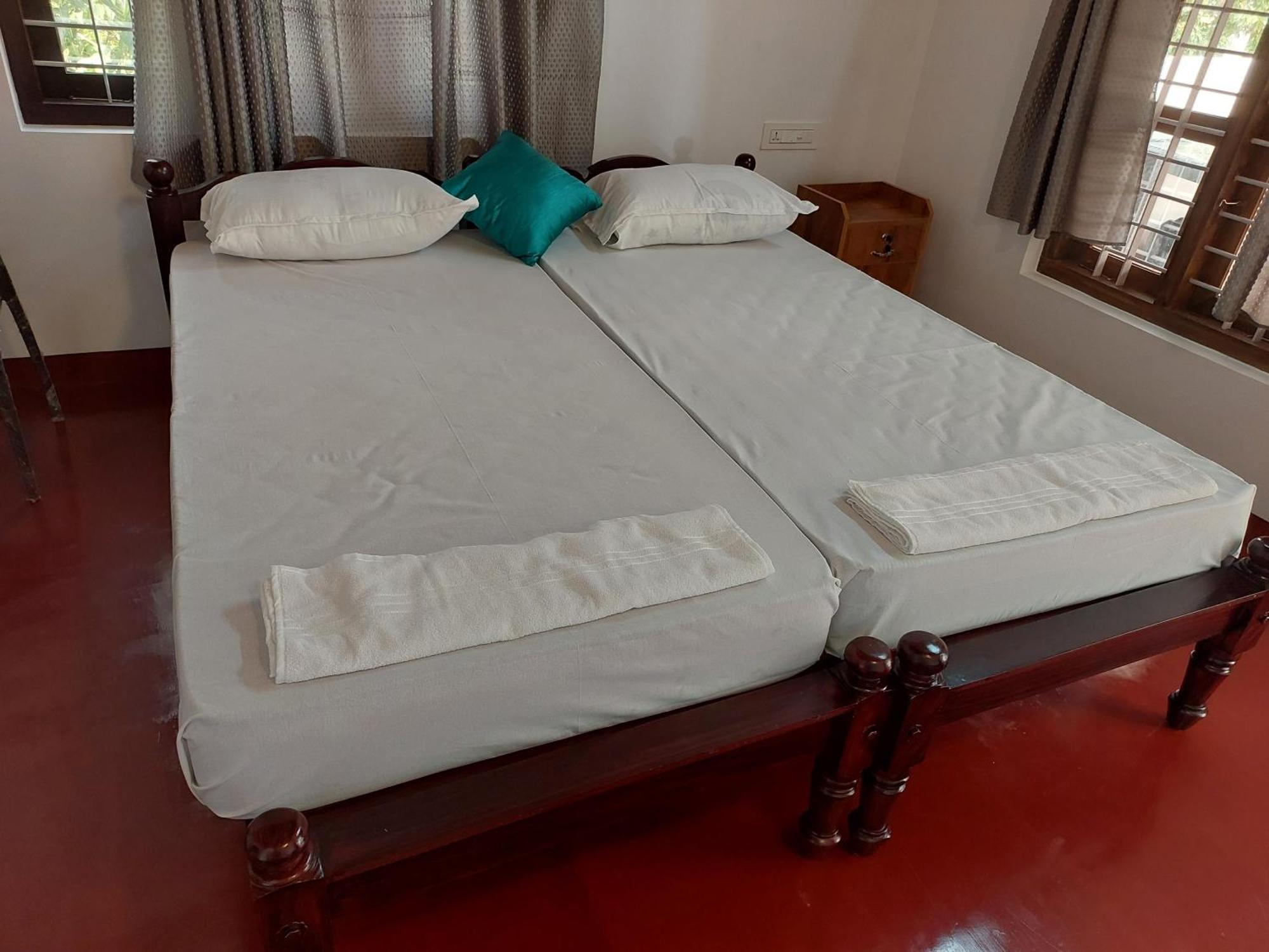 Marari Oceanscape Homestay *